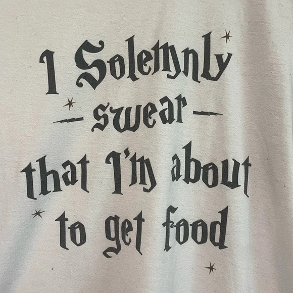 Harry Potter Theme Graphic T-Shirt “I Solemnly Swear That I’m About to Get Food” - Picture 2 of 6
